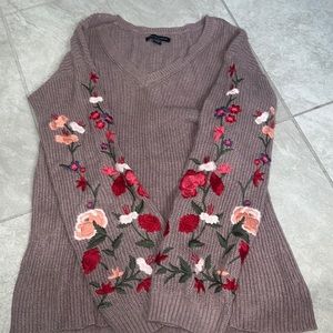 American Eagle Sweater